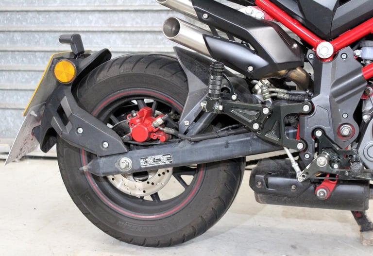 2018 18 Benelli Tornado TNT 125 LEARNER LEGAL TRADE SALE NEW MOT 8576miles BLACK