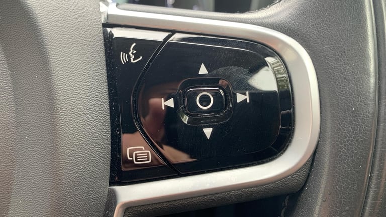 2020 Volvo V60 2.0 D3 Inscription Plus Estate 5dr Diesel Auto Euro 6 (s/s) (150 ps) ESTATE Diesel...