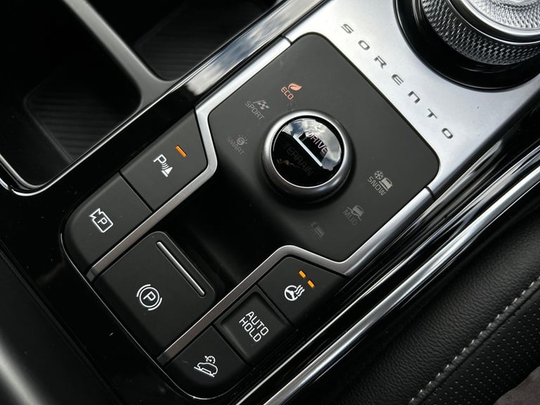 2025 Kia Sorento 1.6 h T-GDi 3 SUV 5dr Petrol Hybrid Auto AWD Euro 6 (s/s) (212 bhp) SUV PETROL/E...