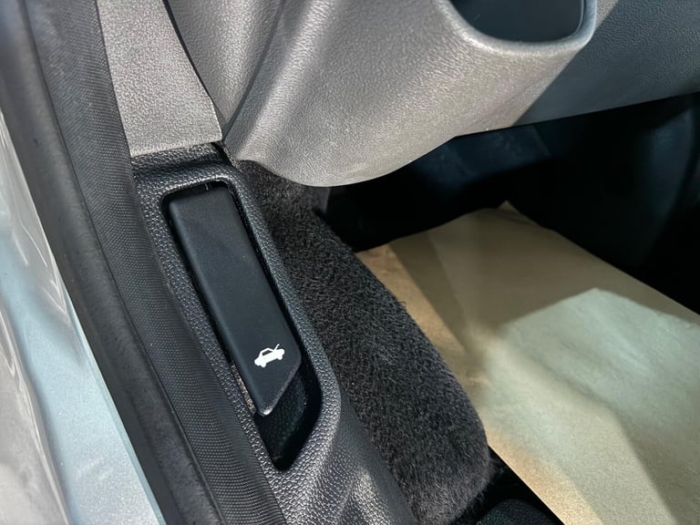 2022 Ford Tourneo Custom 2.0 EcoBlue 130ps L/R 8 Seater Titanium Auto MPV DIESEL Automatic