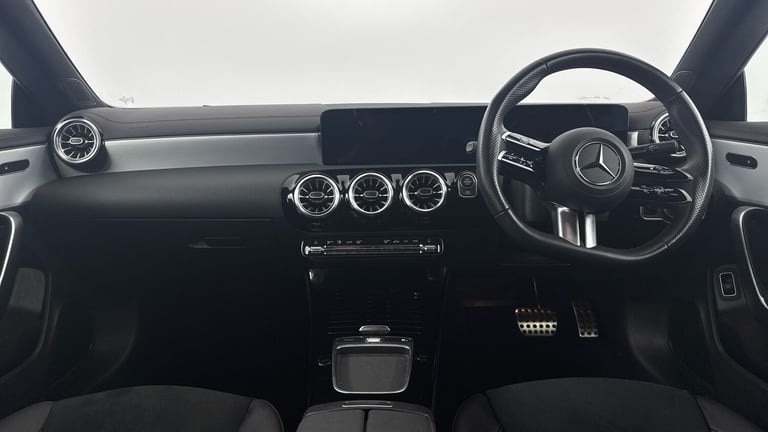 2023 Mercedes-Benz CLA Cla 180 Amg Line Premium Coupe Hybrid Automatic