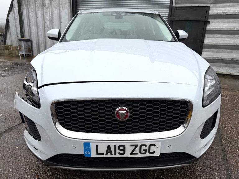 2019 19 REG JAGUAR E-PACE S 2.0TDi AWD DAMAGED REPAIRABLE SALVAGE