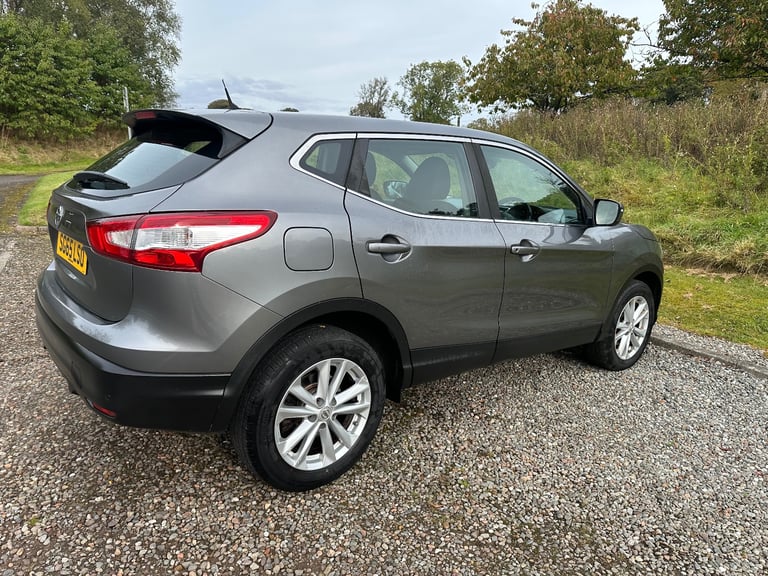 Nissan, QASHQAI, Hatchback, 2015, Manual, 1197 (cc), 5 doors