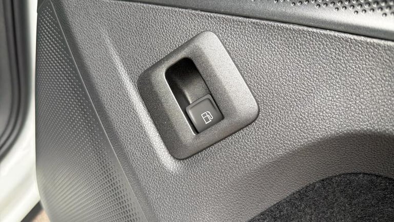 2025 Volkswagen Tiguan 1.5 TSI eHybrid R-Line 5dr DSG ESTATE PETROL/ELECTRIC Automatic