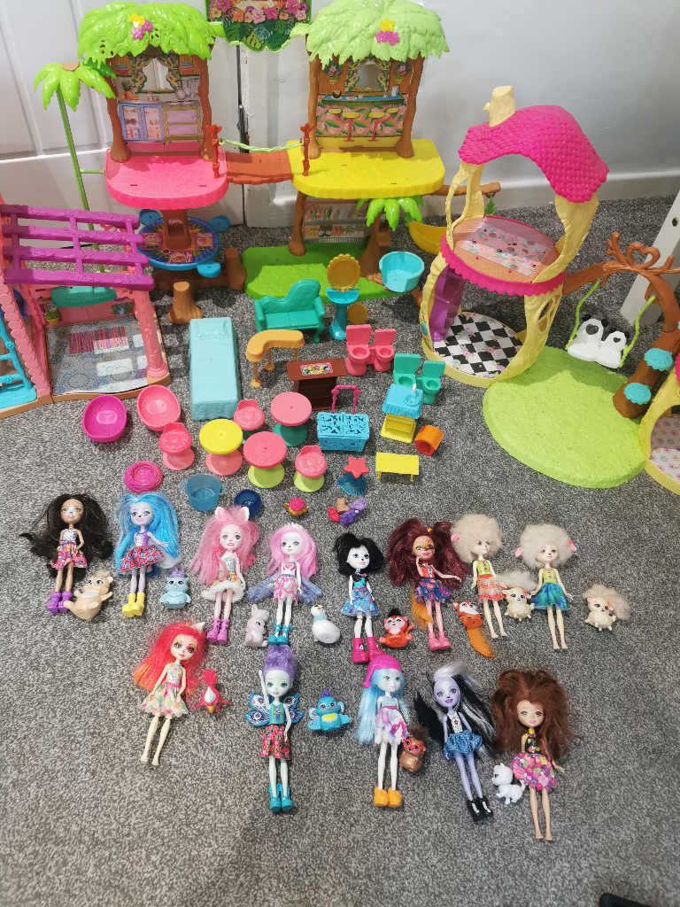 image for Huge bundle of enchantimals houses and furniture 