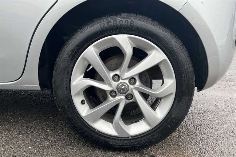 2019 Vauxhall Corsa 1.4 SRi Nav 5dr HATCHBACK PETROL Manual