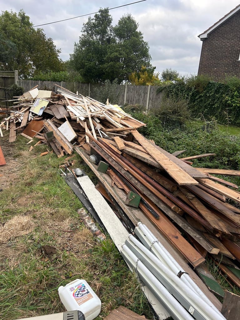 Free fire wood Reedham 