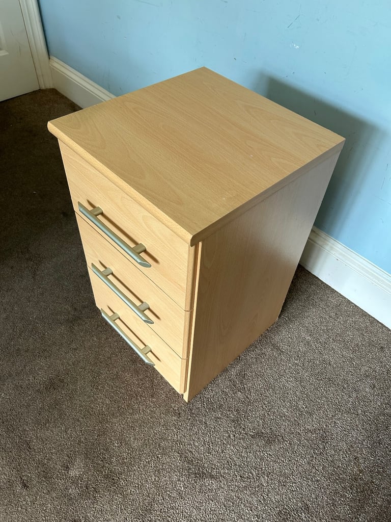 image for 1 Beech Bedside with 3 Drawers straight handles  H24.5in/62cm W15in/38cm D16in/40cm  C628