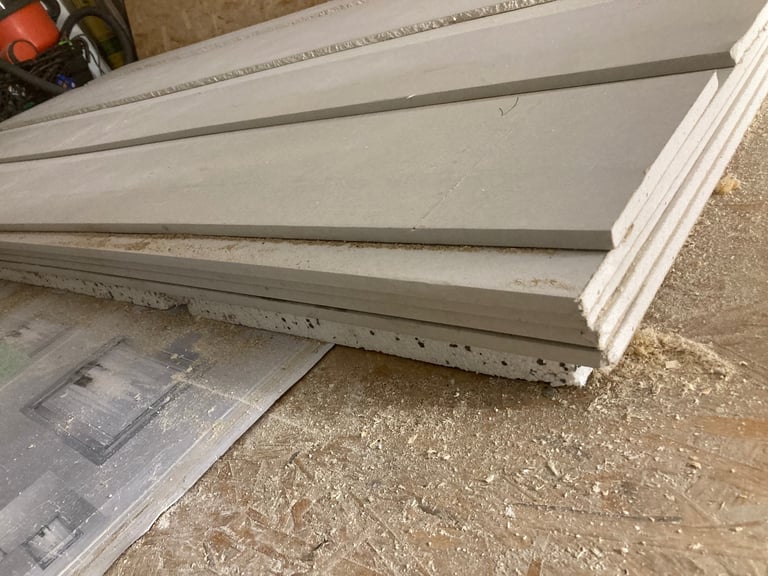 4 plasterboard sheets 8x4. 12.5mm2