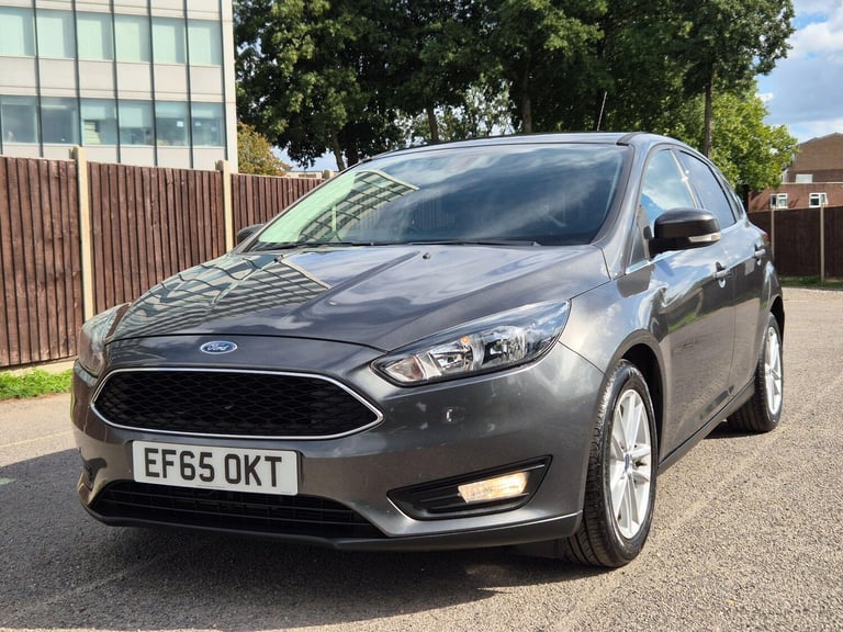 2015 Ford Focus 1.6 Zetec Powershift Euro 6 5dr HATCHBACK Petrol Automatic