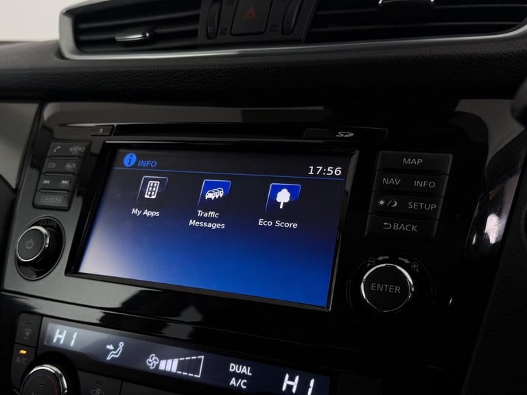 2018 Nissan Qashqai 1.6 DIG-T N-Connecta Euro 6 (s/s) 5dr HATCHBACK Petrol Manual