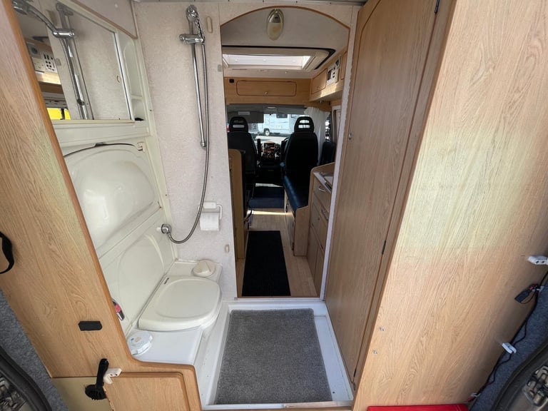 Fiat DUCATO 15 JTD MWB 2 BERTH I H TOP QUALITY MOTOR HOME