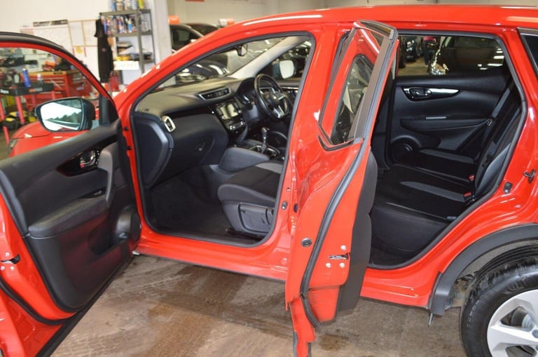 NISSAN QASHQAI 1.3 DIG-T Acenta Premium Euro 6 (s/s) 5dr 2019