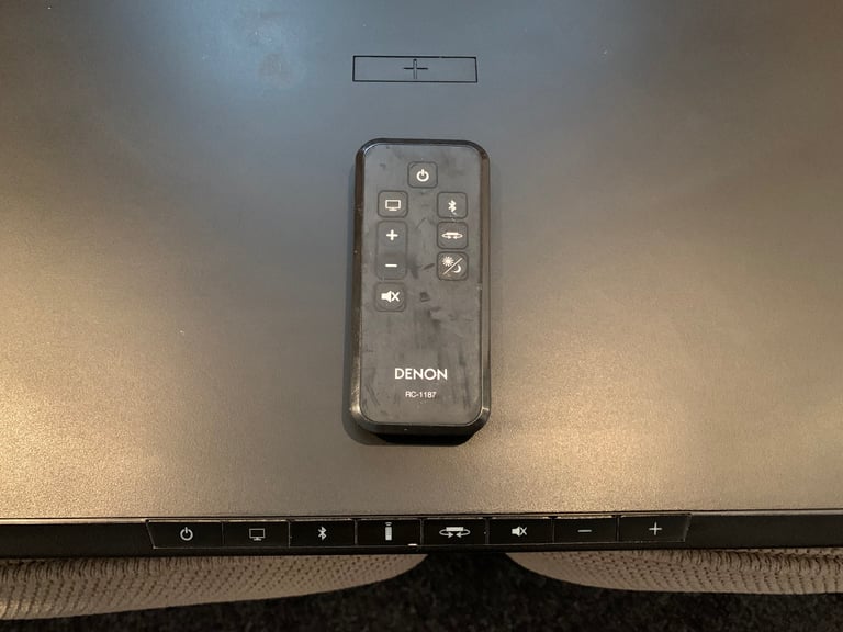 Tv .. Solo Denon sound platform 