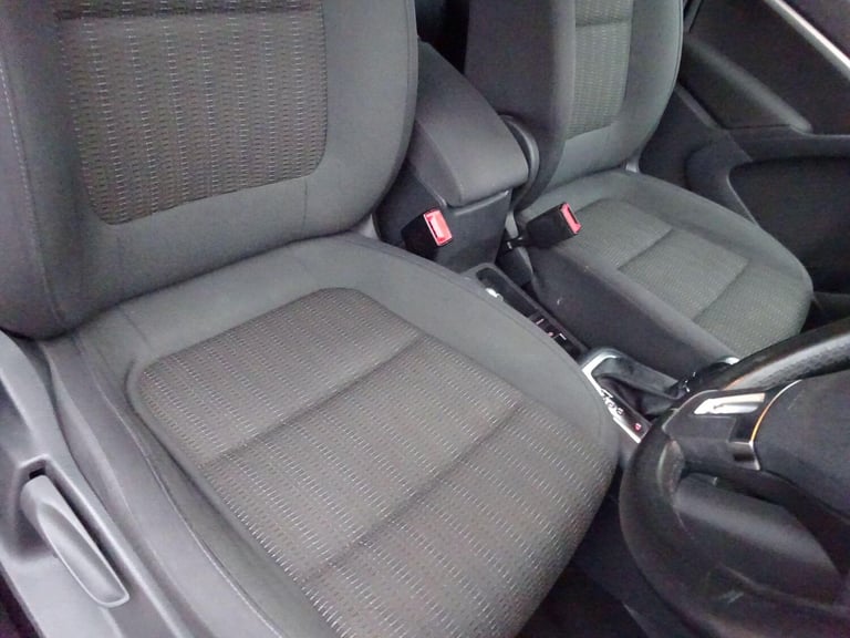 2012 Volkswagen Tiguan 2.0 TDi BlueMotion Tech SE 5dr DSG ESTATE DIESEL Automatic