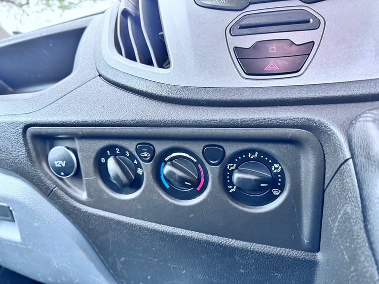 2014 Ford Transit TIPPER 2.2 TDCi 350 6 SPEED MANUAL RWD - NO VAT Tipper Diesel Manual