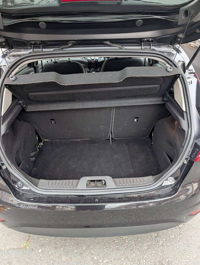 Ford, FIESTA, Hatchback, 2015, Manual, 998 (cc), 5 doors, Low Road Tax £20 !!!!