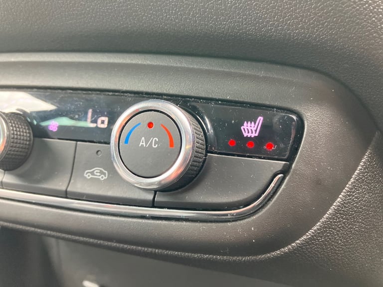 2022 Vauxhall Crossland 1.2 Turbo Elite Edition 5dr Hatchback PETROL Manual