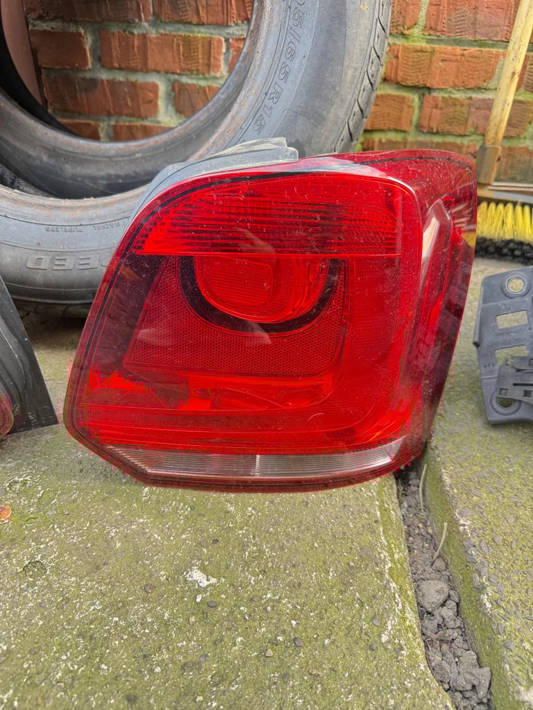 VW Polo mk5 6r rear brake lights