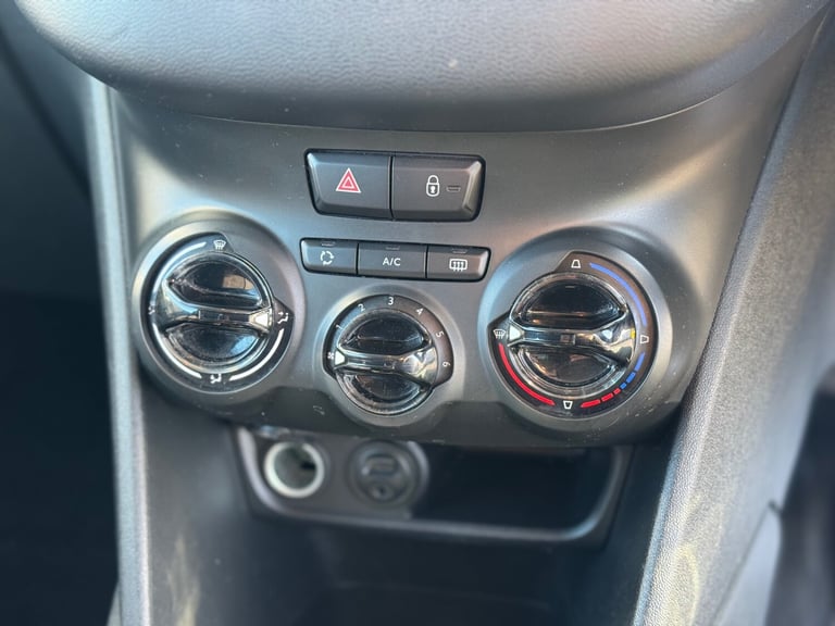 2014 Peugeout 208 Active 1.2 Petrol Manual Hatchback - £20 Road Tax - Cheap Car