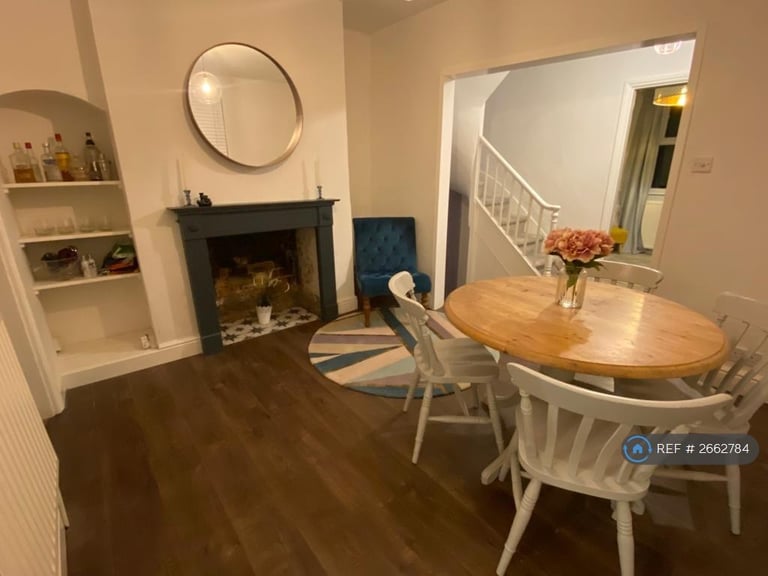 1 bedroom in St. Annes Terrace, Cheltenham, GL52 (#2662784)