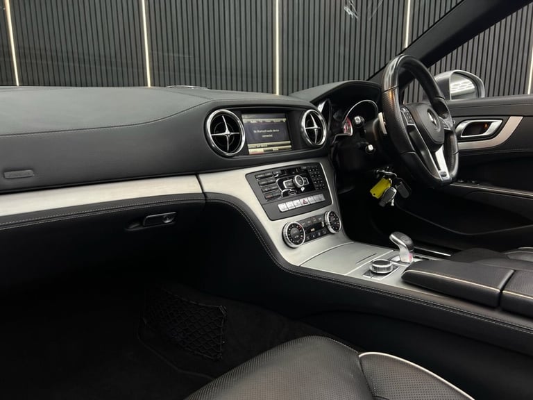 2013 Mercedes-Benz SL 3.5 SL350 AMG Sport Convertible 2dr Petrol G-Tronic Euro 5 (s/s) (306 ps) C...