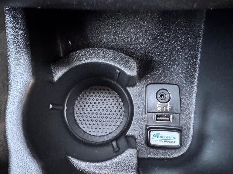2014 Fiat Punto 1.4 Jet Black II Euro 6 (s/s) 3dr Hatchback Petrol Manual