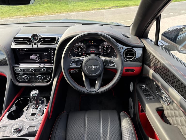 2025 Bentley Bentayga 4.0 V8 S Black Edition SUV 5dr Petrol Auto 4WD Euro 6 (s/s) (550 ps) ESTATE...