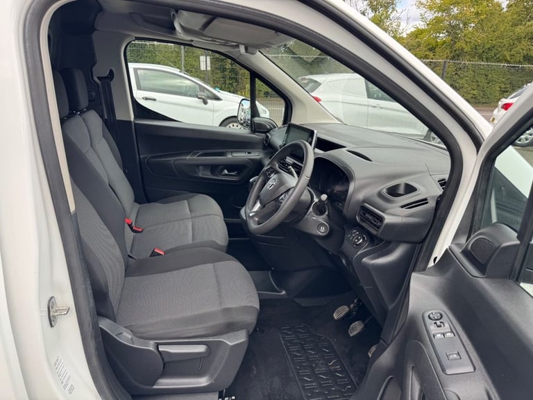 2021 Vauxhall Combo 1.5 Turbo D 2300 Sportive Panel Van 6dr Diesel Manual L2 H1 Euro 6 (100 ps) P...