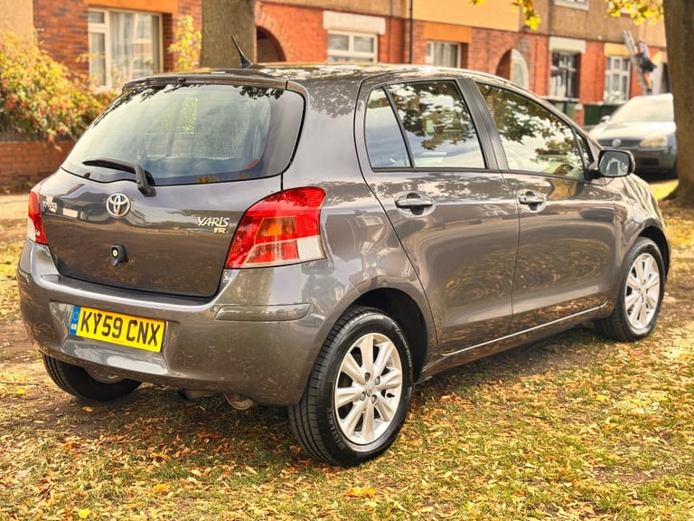 Toyota, YARIS, Hatchback, 2009, Manual, 1329 (cc), 5 doors