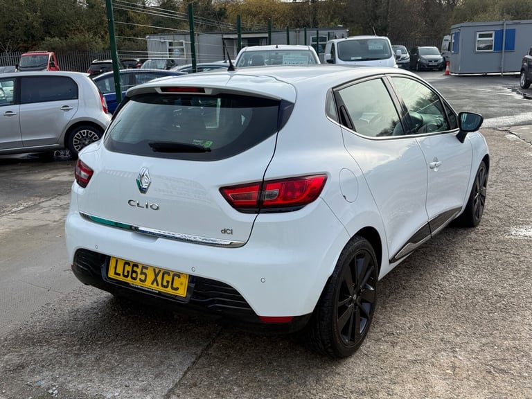 2015 Renault Clio 1.5 dCi Dynamique S Nav Hatchback 5dr Diesel Manual Euro 6