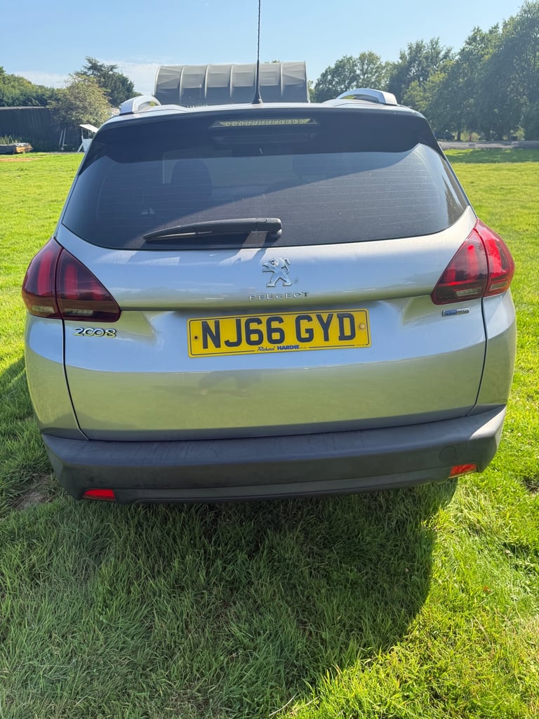 2016 Peugeot 2008 1.2 PureTech Access A/C 5dr HATCHBACK Petrol Manual