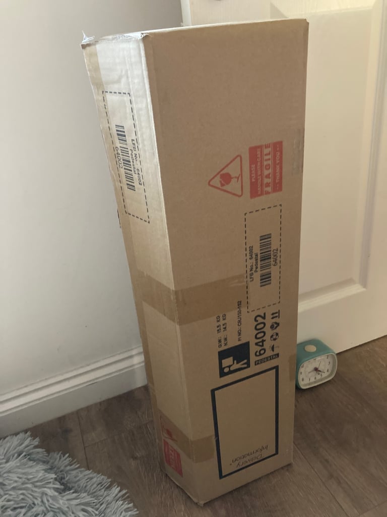 Brand new pedestal basin (Portland)