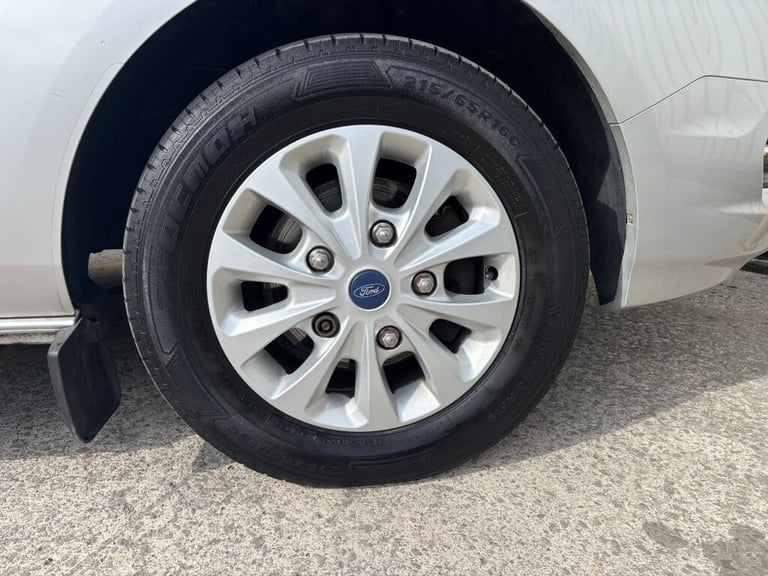 2018 Ford Tourneo Custom 2.0 320 TITANIUM L2 4DR Automatic MPV Diesel Automatic