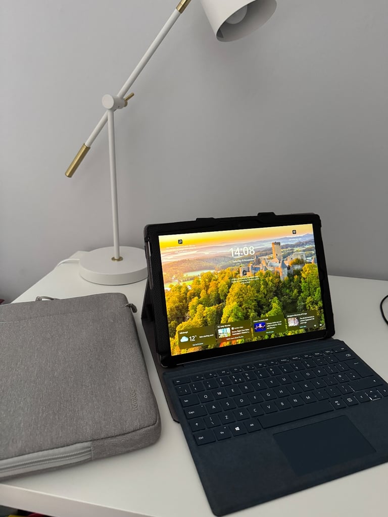Microsoft Surface Pro 6 – i5 / 8GB / 256GB SSD 