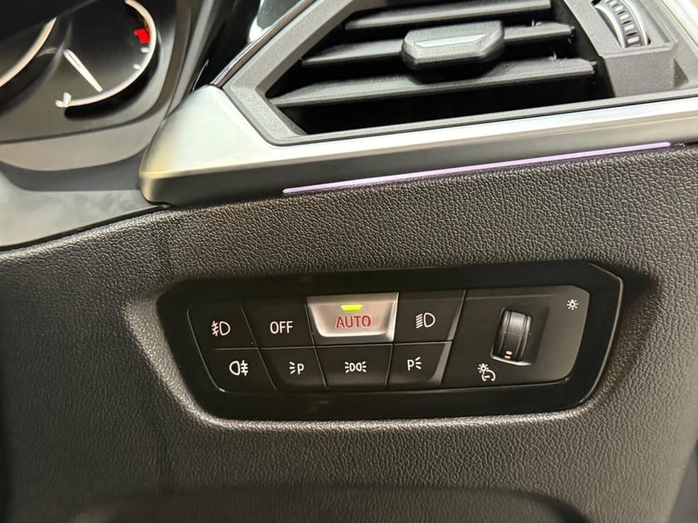 2019 BMW 3 Series 2.0 320i Sport Auto Euro 6 (s/s) 4dr SALOON Petrol Automatic