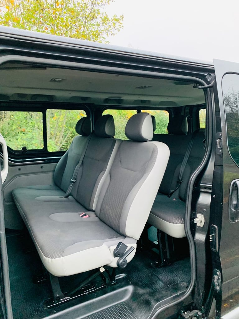 2008 2.0 Vauxhall Vivaro LWB MINIBUS COMBI VAN 152K miles MOT till 12/2023 like Trafic Primastar