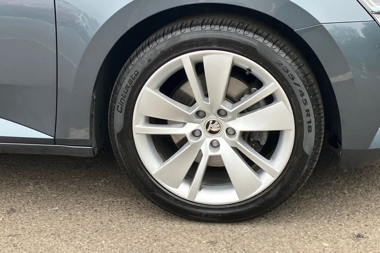 2020 Skoda Superb 1.5 TSI SE L 5dr DSG Hatchback PETROL Automatic