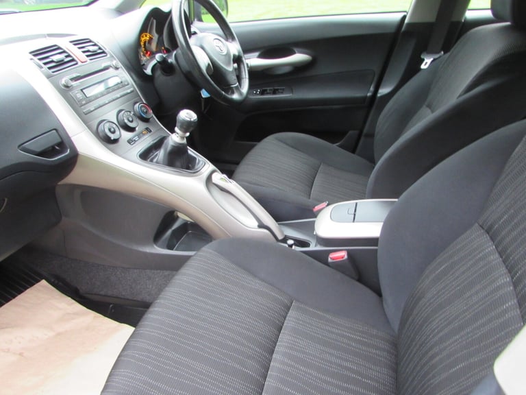 2009 Toyota Auris 1.33 Dual VVTi T3 5dr HATCHBACK Petrol Manual