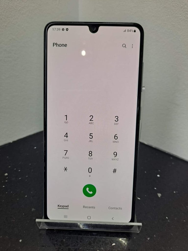 image for GENUINE SAMSUNG GALAXY A41 64GB 4GB RAM DUAL SIM UNLOCKED WHITE IMMACULATE CONDITION