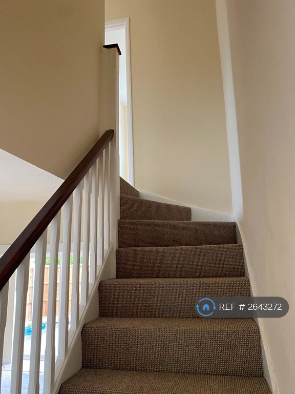 3 bedroom house in Forbes Close, Gloucester, GL4 (3 bed) (#2643272)