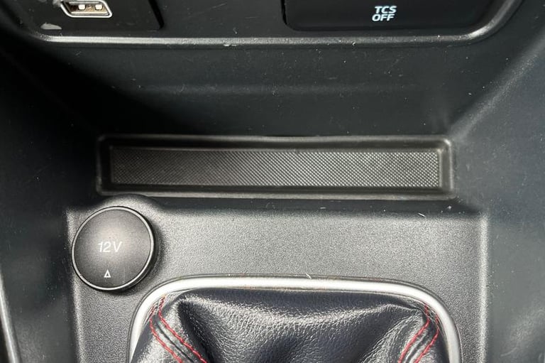 2022 Ford Ecosport 1.0 EcoBoost 125 ST-Line 5dr, Parking sensors, Reverse Camera, Sat Nav, Med Ha...