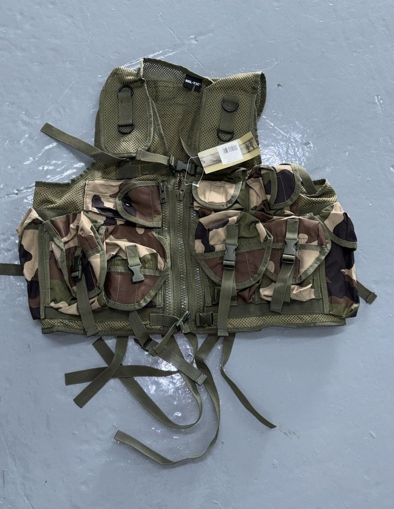 Mil-Tec 9 Pockets Tactical Vest - CCE Camo
