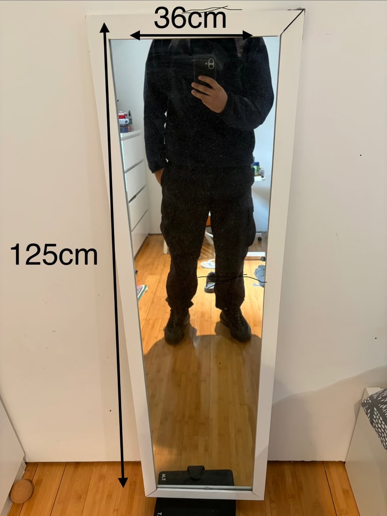 image for Good sized mirror. Make offer.