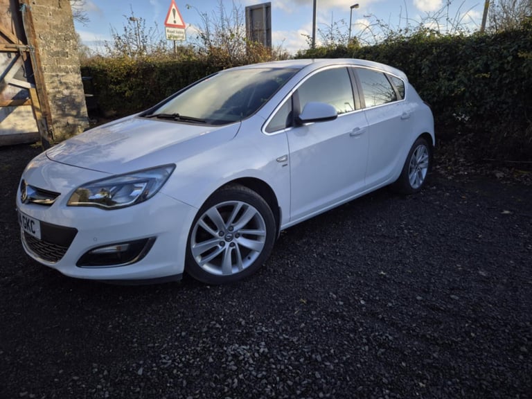 2014 vauxhall Astra SRi