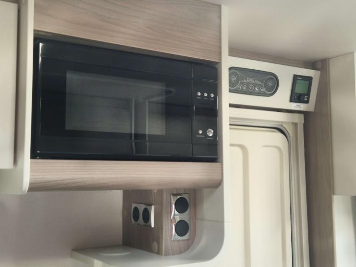 2023 Sprite Quattro FB Used Caravan