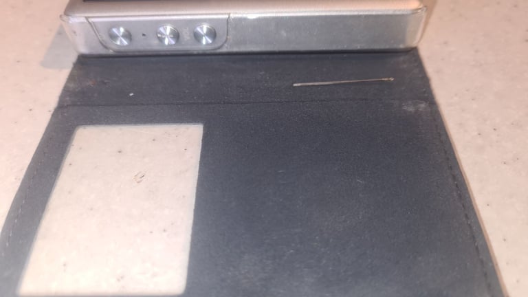 FiiO X1 High Resolution Lossless Music Audio Player in silver is a top quality digital music player