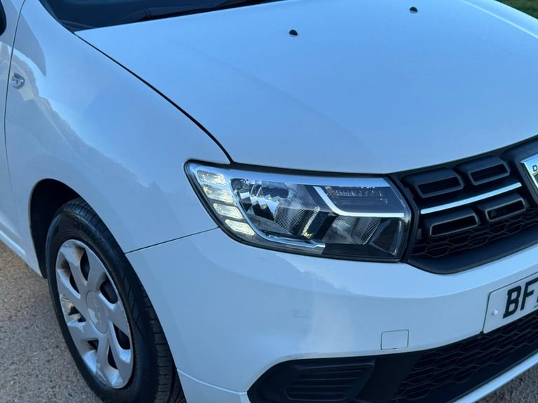 2017 Dacia Sandero 1.0 SCe Ambiance Hatchback 5dr Petrol Manual Euro 6 (75 ps) Hatchback Petrol M...