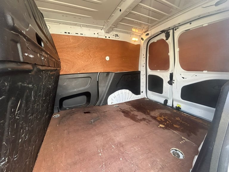 2020 Vauxhall Combo 2300 1.5 Turbo D 100ps H1 Sportive Van PANEL VAN Diesel Manual