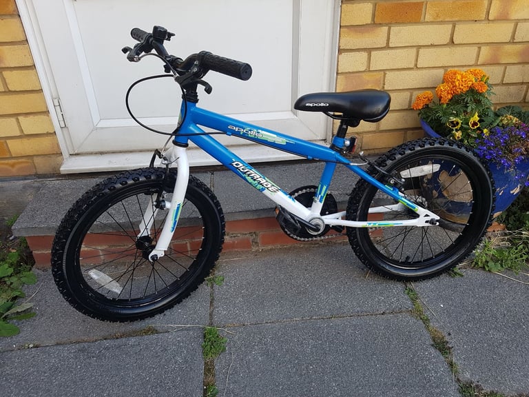 BOYS 18" WHEEL OUTRAGE BIKE IN GOOD WORKING CONDITION AGE 5+